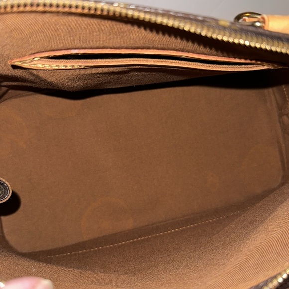 Louis Vuitton Alma - Picture 12 of 16